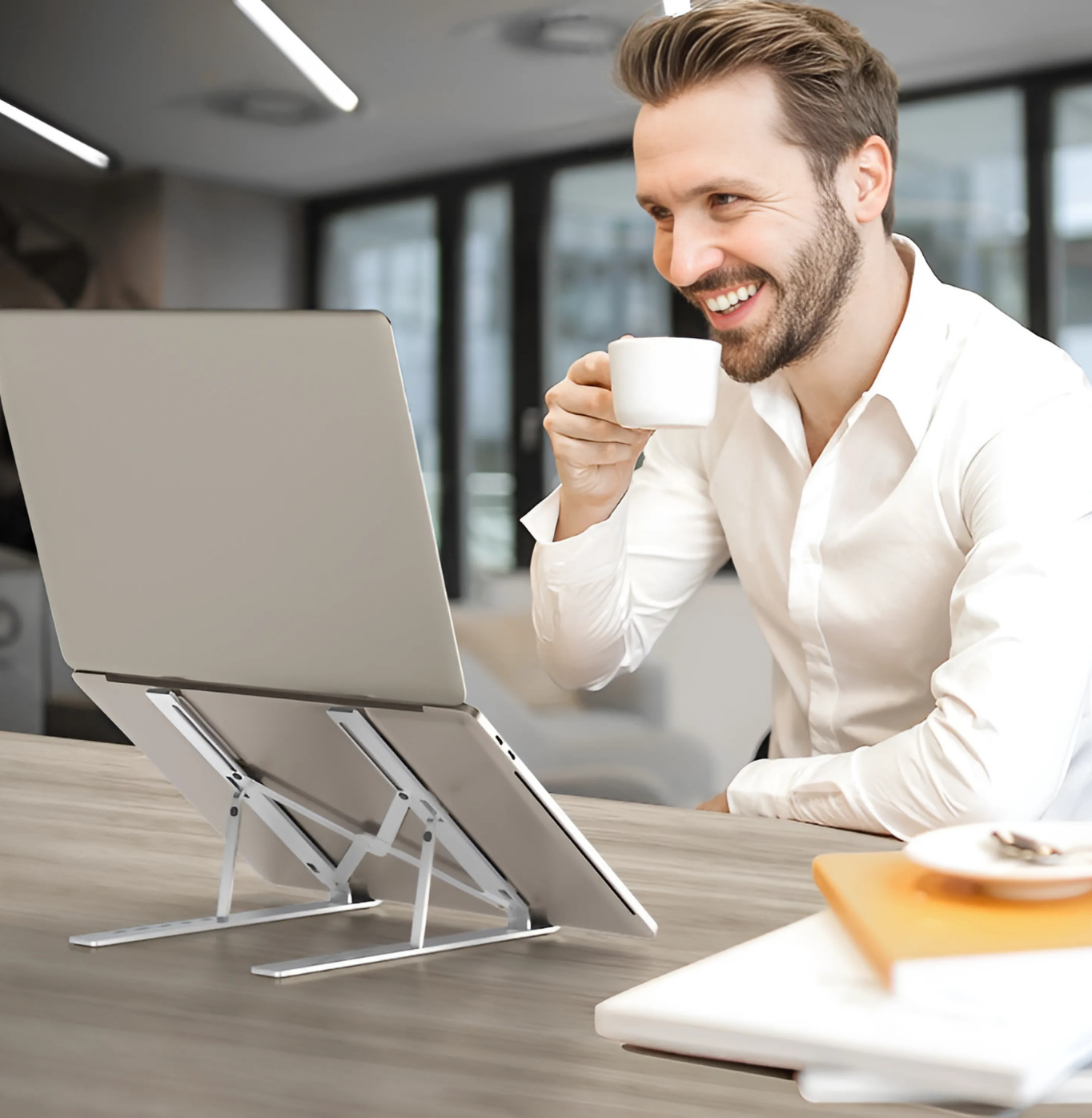 Suporte Dobrável Ajustável para Notebook Assistance